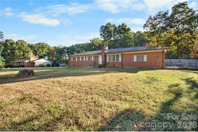 19 Colonial Drive, Lexington, NC 27292 - Photo 1