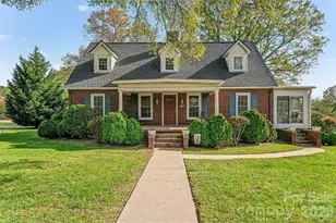 614 W Ridge Ave, Landis, NC 28088 - Photo 1