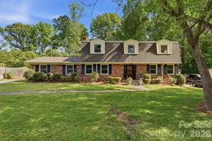 6824 April Ln, Charlotte, NC 28215 - Photo 1