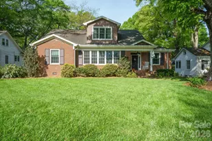551 7th St NW, Hickory, NC 28601 - Photo 1
