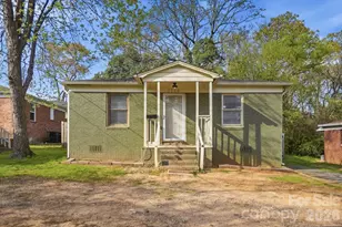 1716 Catherine Simmons Ave, Charlotte, NC 28216 - Photo 1