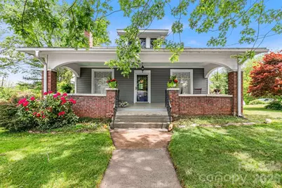 41 Harrison Street, Canton, NC 28716 - Photo 1
