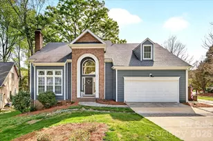 9011 Warbler Ct, Charlotte, NC 28210 - Photo 1
