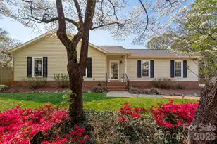 4932 Fox Den Ct, Charlotte, NC 28227 - Photo 1