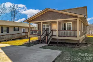 215 E Oakview Rd, Asheville, NC 28806 - Photo 1