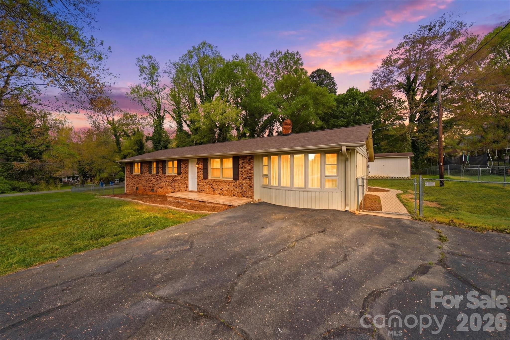 Coldwell Banker Hickory Ncnull