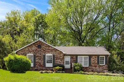 425 Whitethorn Drive, Gastonia, NC 28054 - Photo 1