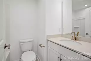 13911 Penbury Ln, Charlotte, NC 28278 - Photo 39
