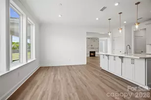 13911 Penbury Ln, Charlotte, NC 28278 - Photo 17