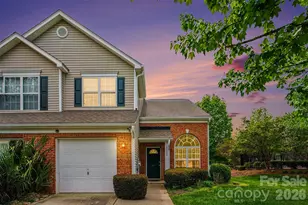 3315 Summerfield Ridge Ln, Matthews, NC 28105 - Photo 1