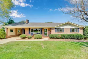 1411 E Maiden Rd, Maiden, NC 28650 - Photo 1