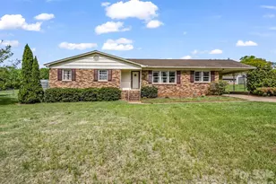 810 Surry Dr, Shelby, NC 28152 - Photo 1