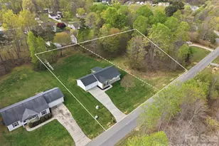 217 Winding Cedar Dr, Statesville, NC 28677 - Photo 1