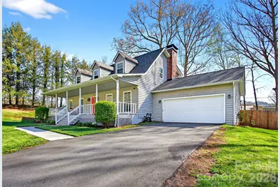 102 Charles Ridge Road, Asheville, NC 28805 - Photo 1