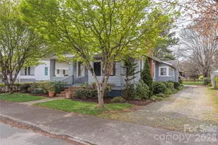 66 Hazel St, Waynesville, NC 28786 - Photo 1