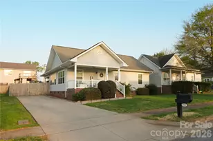 713 Willie Beatty Ct, Statesville, NC 28677 - Photo 1