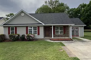 3641 Atlas Dr, Charlotte, NC 28269 - Photo 1