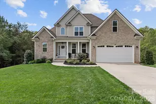 135 Sheep Path Dr, Mooresville, NC 28115 - Photo 1
