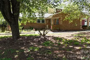 1319 Cathey Rd, Charlotte, NC 28214 - Photo 1