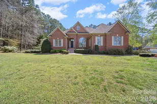 2909 Lakeshore Dr, Chester, SC 29706 - Photo 1