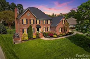 4225 3rd St NW, Hickory, NC 28601 - Photo 1