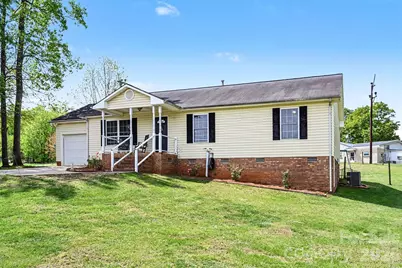 353 Woodlawn Avenue, Mount Holly, NC 28120 - Photo 1