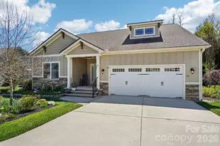 31 N Anvil Ave, Hendersonville, NC 28792 - Photo 1