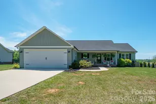 3923 Ritchie Rd, Lincolnton, NC 28092 - Photo 1