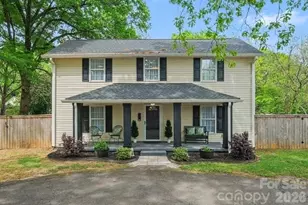 500 Boger St, Mooresville, NC 28115 - Photo 1