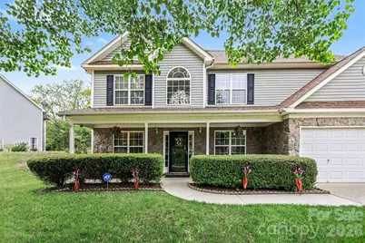4905 Eagle Creek Drive, Charlotte, NC 28269 - Photo 1