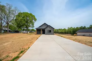 1226 Burris Blvd, Lincolnton, NC 28092 - Photo 1
