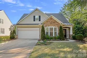 6902 Saranac Ln, Matthews, NC 28105 - Photo 1