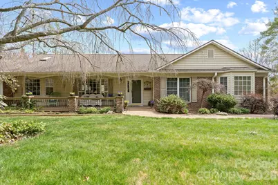 432 Hunters Glen Lane, Hendersonville, NC 28739 - Photo 1