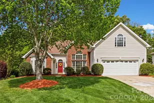 127 Nims Spring Dr, Fort Mill, SC 29715 - Photo 1