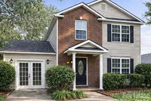 10631 Coulport Ln, Charlotte, NC 28215 - Photo 1