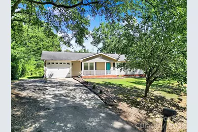 812 Hudson Street, Lancaster, SC 29720 - Photo 1