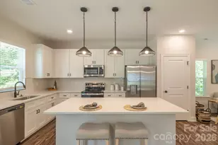 1915 Dove Dr, Charlotte, NC 28214 - Photo 1