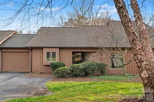1742 NE 12th St, Hickory, NC 28601 - Photo 1