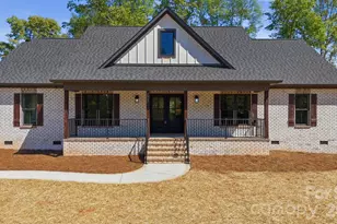 2587 Wallace Acres Ln, Lincolnton, NC 28092 - Photo 1