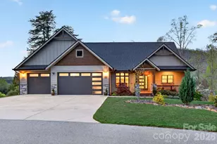 77 Village Pointe Ln, Asheville, NC 28803 - Photo 1