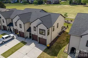 156 Shields Dr, Lincolnton, NC 28092 - Photo 1