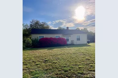 1033 Nc 16 Highway N, Taylorsville, NC 28681 - Photo 1