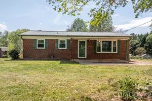 2525 Old Trenton Pl, Lenoir, NC 28645 - Photo 1
