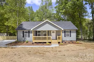 320 Sharon Rd, York, SC 29745 - Photo 1