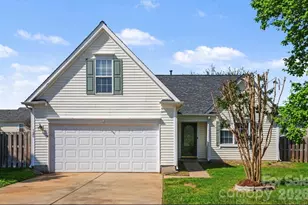 125 Sawhorse Dr, Mooresville, NC 28115 - Photo 1
