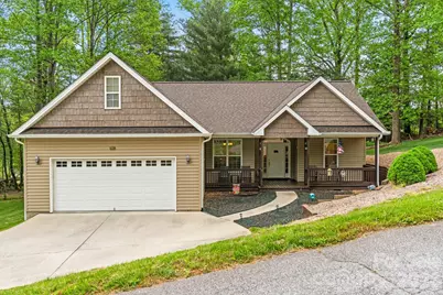 112 Chestnut Lane, Hendersonville, NC 28792 - Photo 1