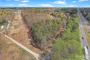 225 Larue Cir, Statesville, NC 28625 - Photo 1