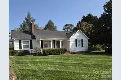 102 31st Avenue NW, Hickory, NC 28601 - Photo 1