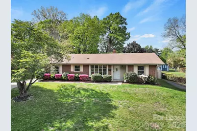 1424 Standish Place, Charlotte, NC 28216 - Photo 1
