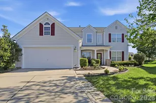 10122 Whiteburn Ct, Charlotte, NC 28278 - Photo 1